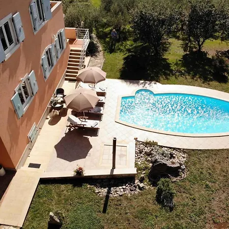 Διαμέρισμα In Tinjan/istrien 38387 *
